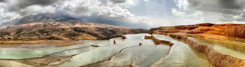 نمایی از چشمه باداب سورت در ساری